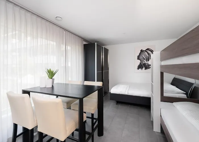 Rafael Aparthotel 3*